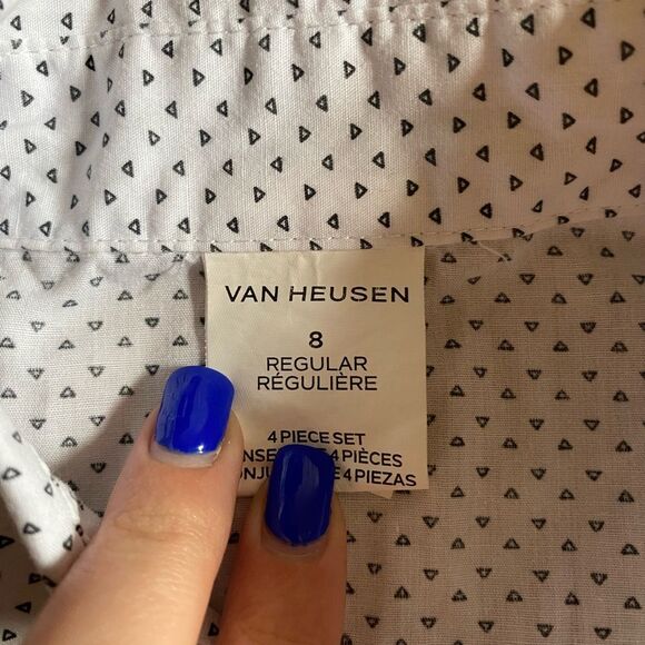 Van Huesen boys size 8 button up collared long sleeve white geomertric - Picture 6 of 6